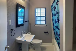 7547 Laura Koppe Rd, Houston, TX 77028 - Photo 9