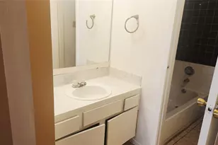 12511 Ashford Meadow Dr, Houston, TX 77082 - Photo 23