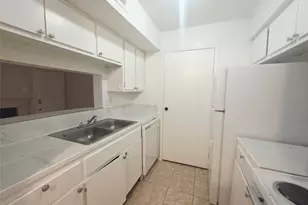 12511 Ashford Meadow Dr, Houston, TX 77082 - Photo 9