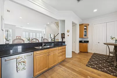 1914 Greenwich Place Drive, Houston, TX 77019 - Photo 17