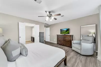 1813 Oakbranch Drive, Pearland, TX 77581 - Photo 11