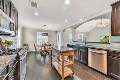 1813 Oakbranch Drive, Pearland, TX 77581 - Photo 9