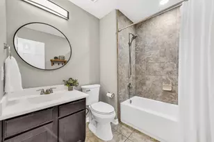 1813 Oakbranch Dr, Pearland, TX 77581 - Photo 17