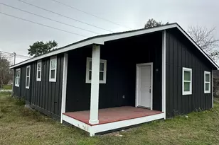 8223 Wallis St, Fulshear, TX 77441 - Photo 3