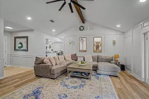 109 Southern Oaks Dr, Lake Jackson, TX 77566 - Photo 5