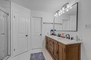 109 Southern Oaks Dr, Lake Jackson, TX 77566 - Photo 17