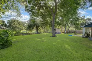 109 Southern Oaks Dr, Lake Jackson, TX 77566 - Photo 37