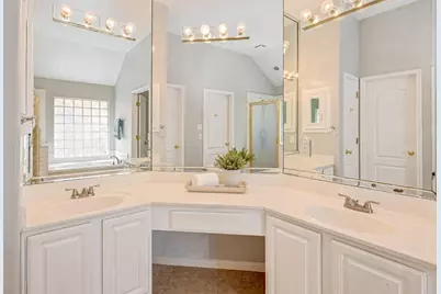 1107 Parkhaven Lane, Houston, TX 77077 - Photo 27