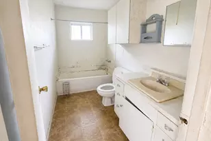 905 E Columbus Dr, Wharton, TX 77488 - Photo 7