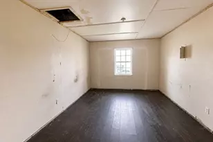 905 E Columbus Dr, Wharton, TX 77488 - Photo 5