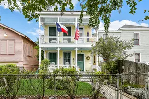 4506 Avenue K, Galveston, TX 77551 - Photo 1