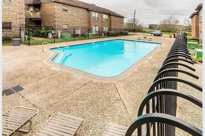 3100 Walnut Bend Lane #324, Houston, TX 77042 - Photo 17