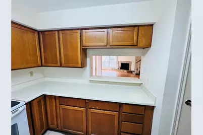 3100 Walnut Bend Lane #324, Houston, TX 77042 - Photo 7