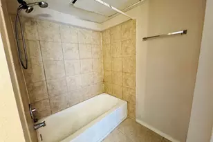 3100 Walnut Bend Ln, Houston, TX 77042 - Photo 13
