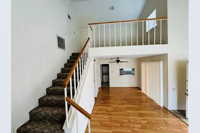 3100 Walnut Bend Lane #324, Houston, TX 77042 - Photo 3