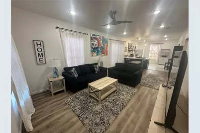 4009 Avenue L, Galveston, TX 77550 - Photo 3