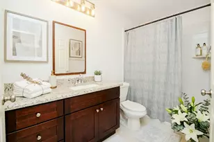 2902 Silent Dr, Sugar Land, TX 77498 - Photo 9