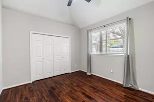 1007 Oakland Ct, Sugar Land, TX 77498 - Photo 25