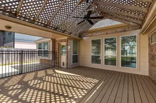 1007 Oakland Ct, Sugar Land, TX 77498 - Photo 27