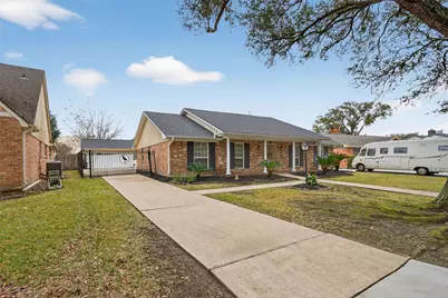 1319 Saxony Lane, Houston, TX 77058 - Photo 39