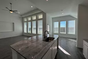 2514 Shallow Lk Ln, Rosharon, TX 77583 - Photo 5