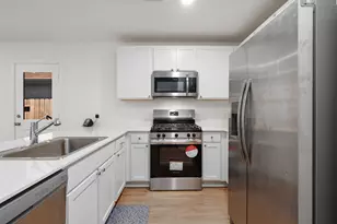 2625 Castille Vly Pl, Conroe, TX 77301 - Photo 11