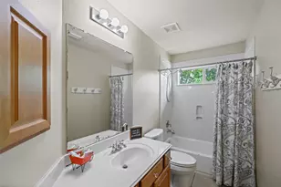 13926 Wessex Park Dr, Cypress, TX 77429 - Photo 25