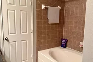 9200 Westheimer Rd, Houston, TX 77063 - Photo 13