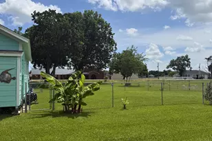 1714 N Avenue Q, Freeport, TX 77541 - Photo 21