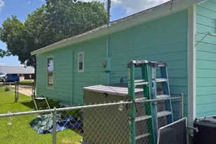 1714 N Avenue Q, Freeport, TX 77541 - Photo 23