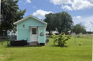 1714 N Avenue Q, Freeport, TX 77541 - Photo 23
