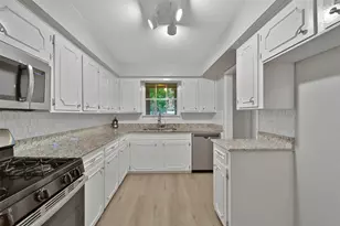 24931 Hickory Hill Rd, Spring, TX 77380 - Photo 7