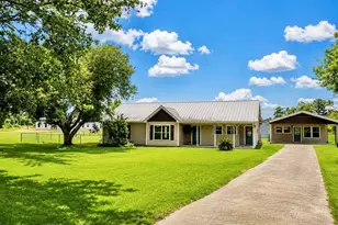 829 Fm 1004 W, Kirbyville, TX 75956 - Photo 1