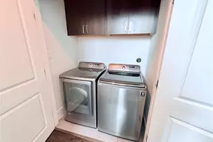 2913 Leeland St, Houston, TX 77003 - Photo 17
