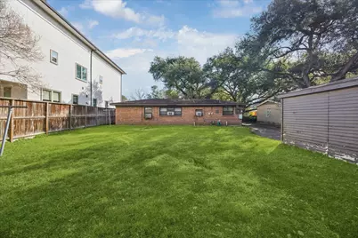 4106 Aberdeen Way, Houston, TX 77025 - Photo 7