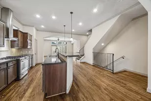 903 Asbury St, Houston, TX 77007 - Photo 15