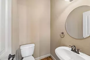 903 Asbury St, Houston, TX 77007 - Photo 19