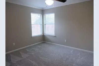 14 Paddock Pines Place, The Woodlands, TX 77382 - Photo 17