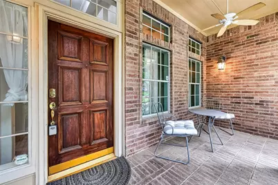 46 E Hobbit Glen Drive, Conroe, TX 77384 - Photo 3