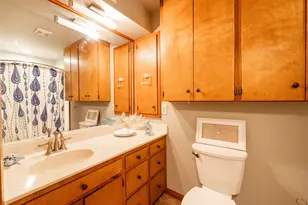 2210 Rita St, El Campo, TX 77437 - Photo 11