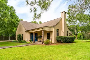 2210 Rita St, El Campo, TX 77437 - Photo 1