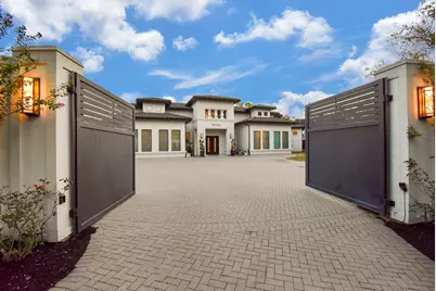 32 E Shady Lane, Houston, TX 77063 - Photo 1