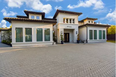 32 E Shady Lane, Houston, TX 77063 - Photo 3