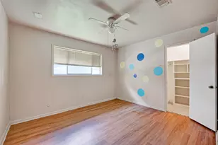 7707 Burning Hills Dr, Houston, TX 77071 - Photo 29
