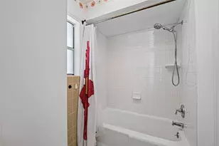 7707 Burning Hills Dr, Houston, TX 77071 - Photo 33