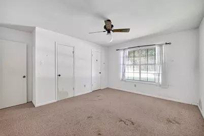 7707 Burning Hills Drive, Houston, TX 77071 - Photo 35