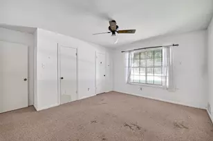 7707 Burning Hills Dr, Houston, TX 77071 - Photo 35