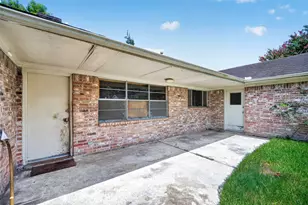 7707 Burning Hills Dr, Houston, TX 77071 - Photo 45