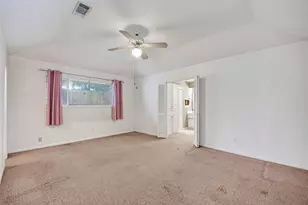 7707 Burning Hills Dr, Houston, TX 77071 - Photo 37