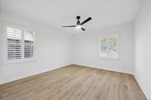 6434 Pineshade Ln, Houston, TX 77008 - Photo 19